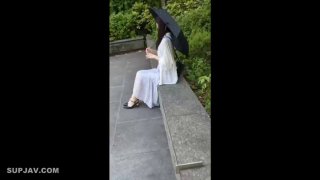 穿着紧身连衣裙性交继母并获得了长时间的性高潮